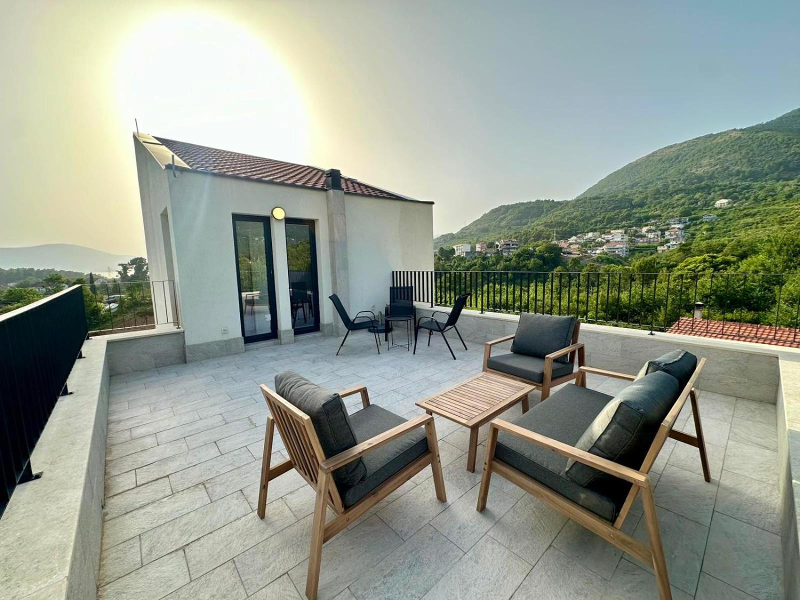 Apartamento Adriatic Dream Tivat Exterior foto